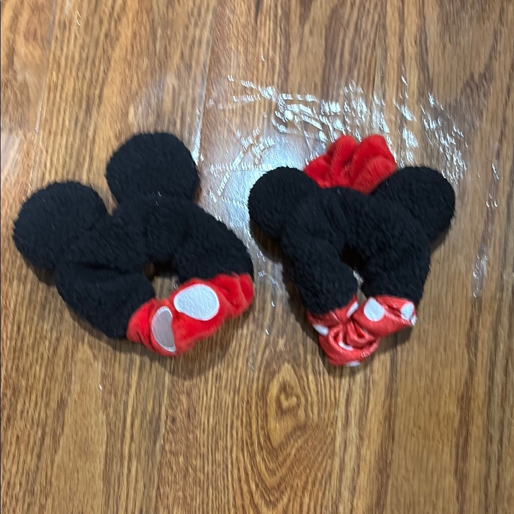 Mickey and Minnie scrunchies